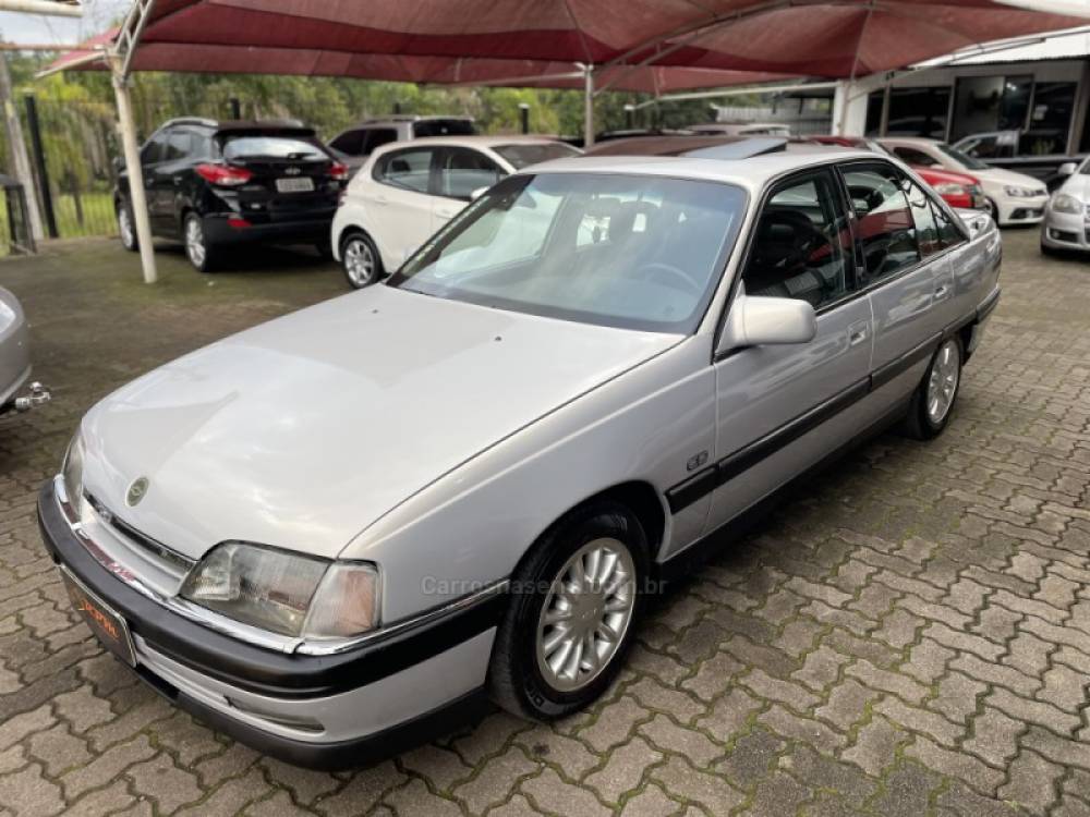CHEVROLET - OMEGA - 1994/1994 - Prata - R$ 62.900,00